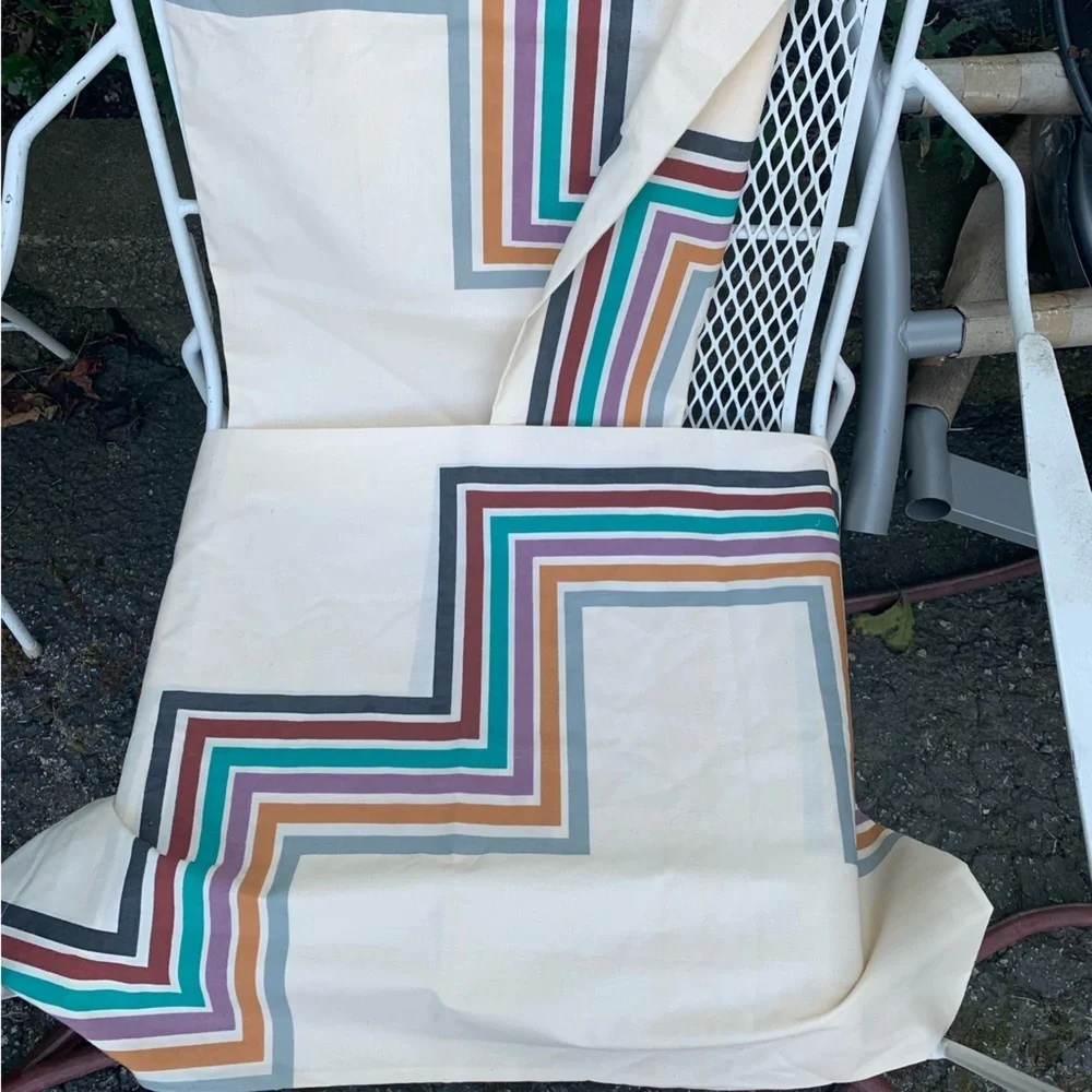 Vintage Lady Pepperell Percale Geometric Chevron Stripes Pillow Cases Set of 2